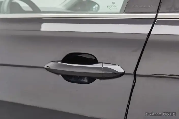 Volkswagen Passat PHEV 2022 Model 430PHEV Hybrid Elite Edition – фото 9