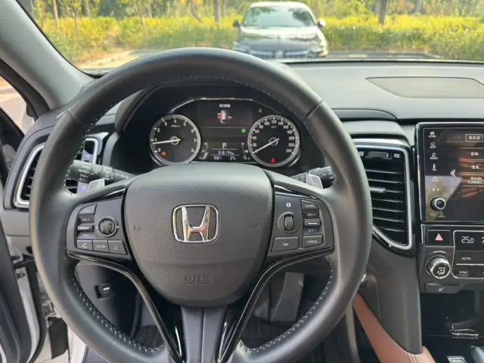 Honda UR-V 2020 Model 370TURBO 4WD Exclusive Edition – фото 8