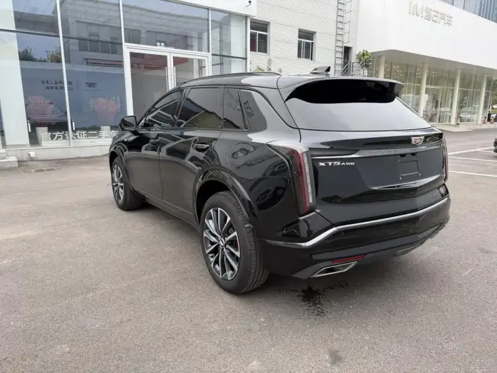 Cadillac XT5 2025 Model 28T 4WD Noble Model – фото 5