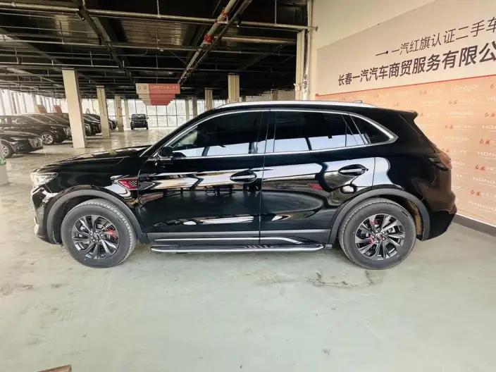 Hongqi HS5 2025 Model 2.0T Flag Xiang Pro Edition