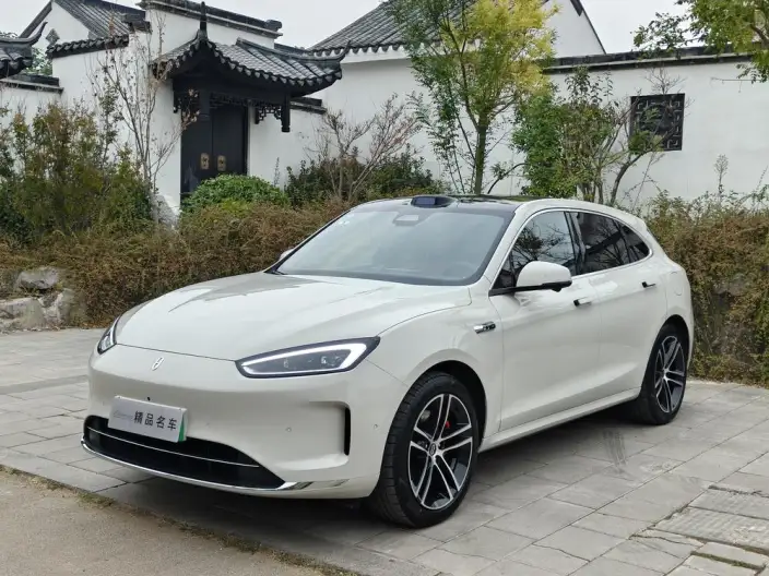 Aito M5 2025 Model Extended Range Ultra 4WD Edition