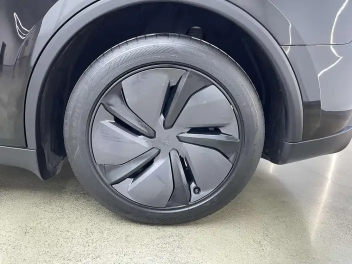 Model Y 2025 Model Rear-wheel drive version – фото 7