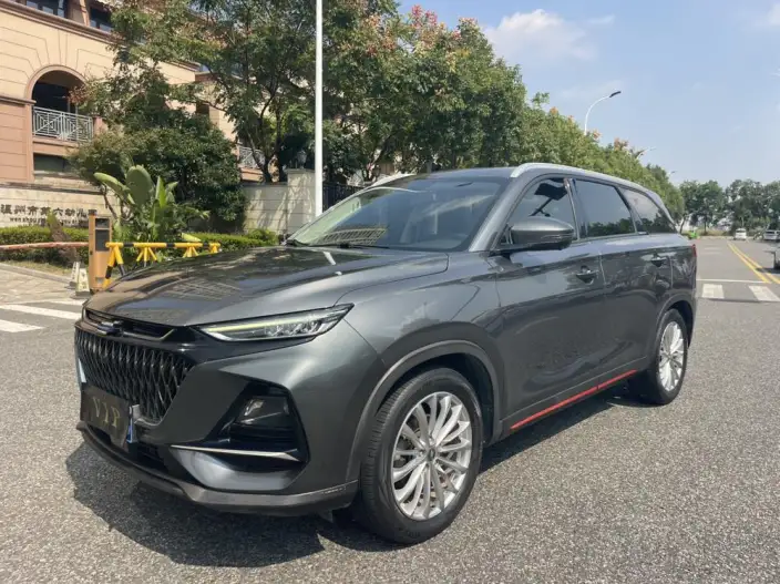 Changan Auchan X7 PLUS 2022 Model 1.5T Automatic Blue Whale Edition Noble Model – фото 1