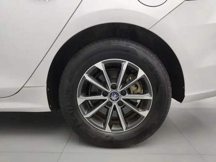 BYD Qin PLUS DM 2023 Model DM-i Champion Edition 55KM Leading Model – фото 9