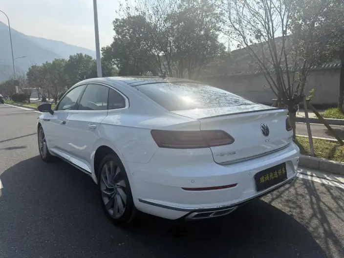 Volkswagen CC 2024 Model 380TSI Eye-catching version – фото 4