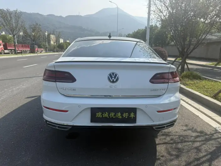 Volkswagen CC 2024 Model 380TSI Eye-catching version – фото 5