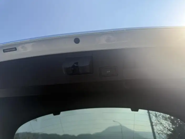 Volkswagen CC 2024 Model 380TSI Eye-catching version – фото 8