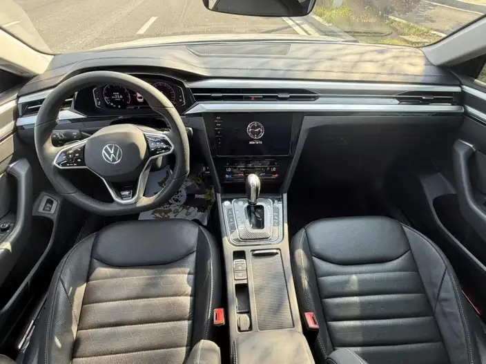 Volkswagen CC 2024 Model 380TSI Eye-catching version – фото 10