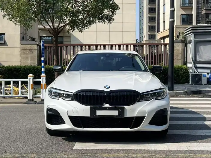 BMW 3 Series 2022 Model 325Li M Sports Night Set – фото 2