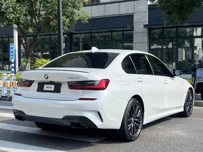 BMW 3 Series 2022 Model 325Li M Sports Night Set – фото 7