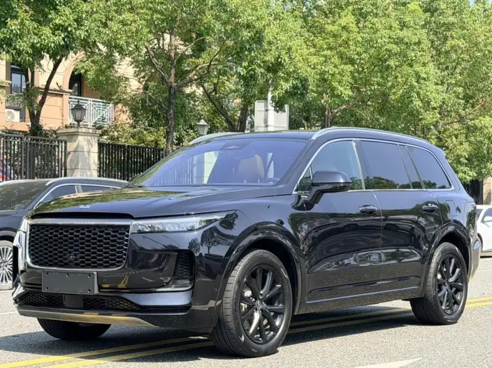 Li Auto ONE 2021 Model Extended Range 6 seat Edition – фото 1