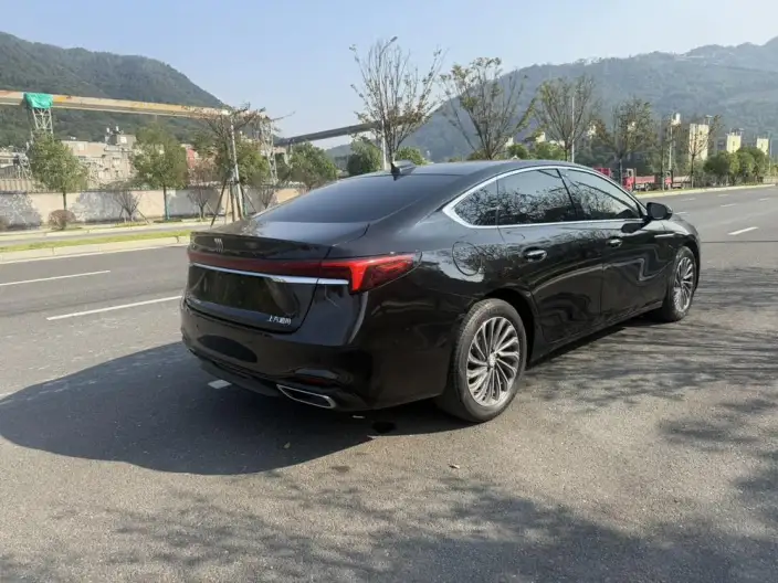 Buick LaCrosse 2023 Model 28T Automatic Yue Zun Edition – фото 7