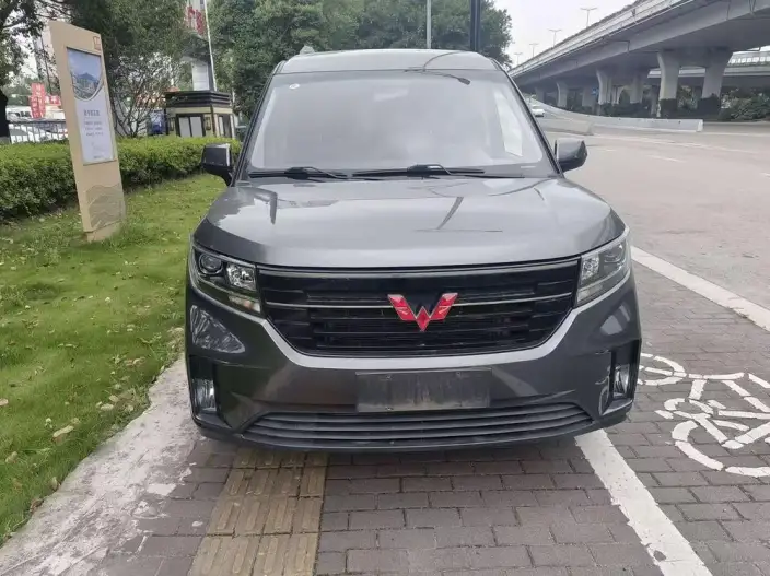 Wuling Zhcheng 2021 Model 1.5T Manual Luxury Model