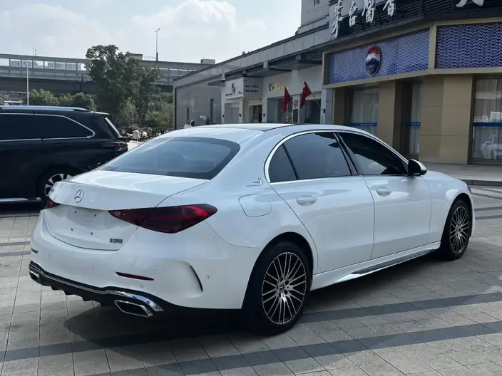 Mercedes-Benz C-Class 2025 Model C 260 L Sports Edition – фото 7