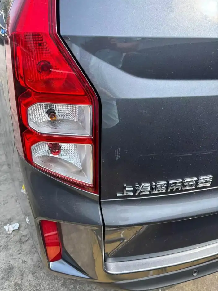 Wuling Zhcheng 2021 Model 1.5T Manual Luxury Model – фото 6