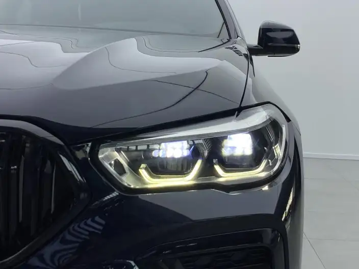 BMW X6 2022 Model xDrive30i M Sports Set – фото 7