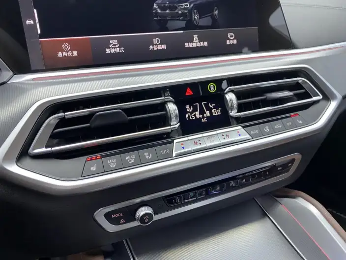 BMW X6 2022 Model xDrive30i M Sports Set – фото 9
