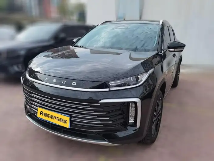 EXEED Lingyun 2025 Model 300T 2WD Beyond Edition – фото 1