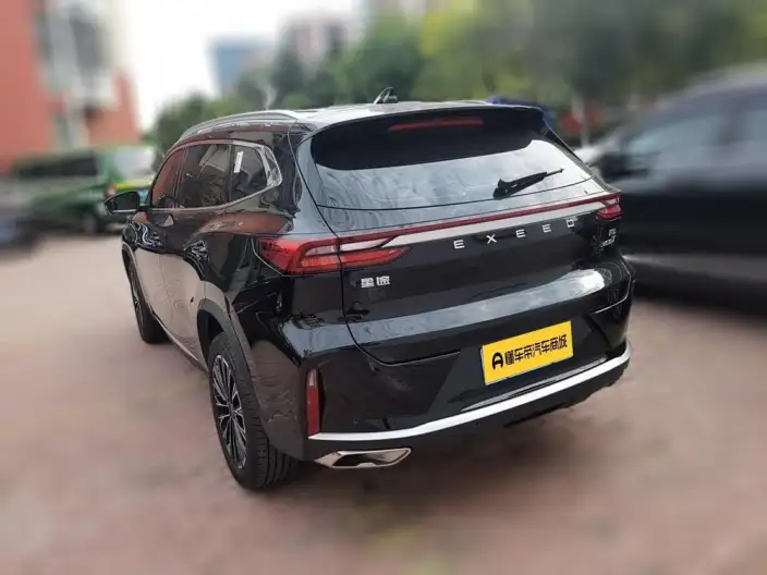 EXEED Lingyun 2025 Model 300T 2WD Beyond Edition – фото 4