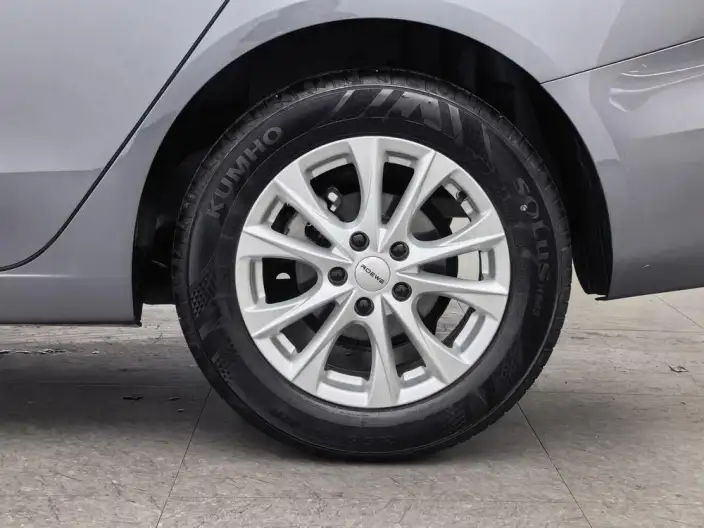 Roewe i5 2026 Model 1.5L Manual Comfort Edition – фото 9