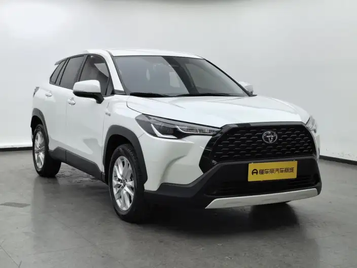 Toyota Corolla Cross 2023 Model 2.0L Intelligent Hybrid Pioneer Edition – фото 3