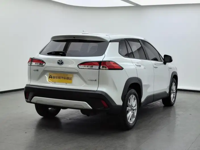 Toyota Corolla Cross 2023 Model 2.0L Intelligent Hybrid Pioneer Edition – фото 7