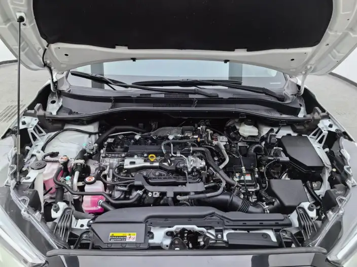 Toyota Corolla Cross 2023 Model 2.0L Intelligent Hybrid Pioneer Edition – фото 10