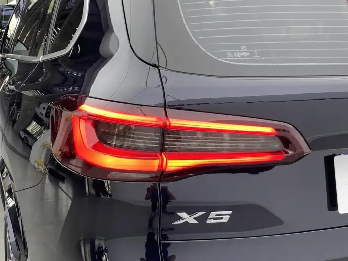 BMW X5 2022 Model Facelift xDrive 40Li Exclusive Model M Sports Set – фото 8