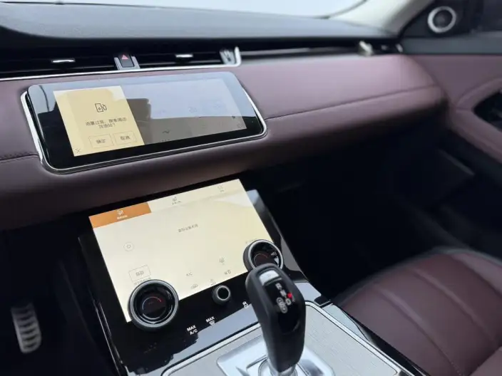 Range Rover Evoque 2023 Model Aurora L 249PS Collins Bronze Special Edition – фото 8