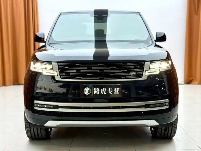 Range Rover 2023 Model 3.0 L6 400PS Shengshi VII seat Extended Edition