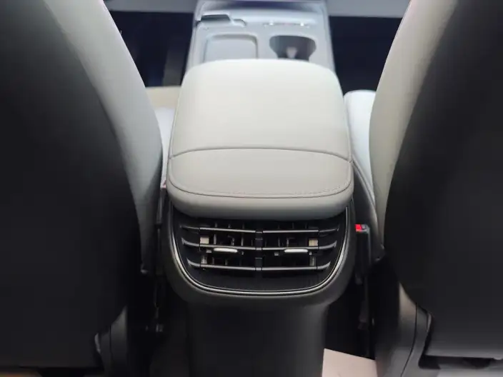 NIO ET5 2022 Model 75kWh – фото 5