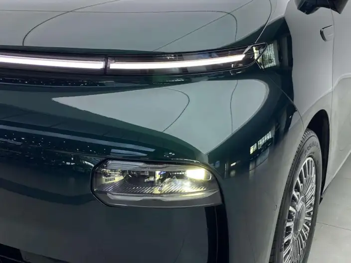L EV C L380 2025 Model 805km 4WD Ultimate Edition – фото 6