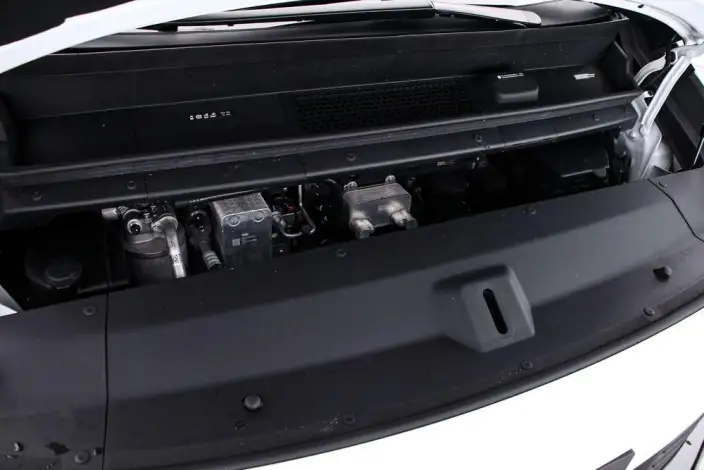 Li Auto MEGA 2024 Model Ultra Edition – фото 9