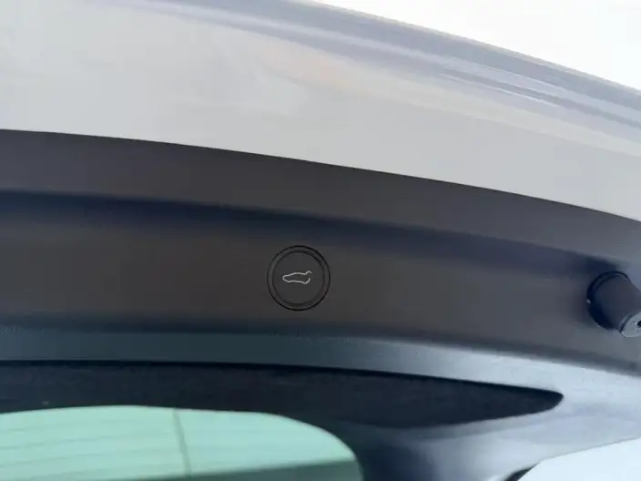 Model Y 2024 Model Rear-wheel drive version – фото 9