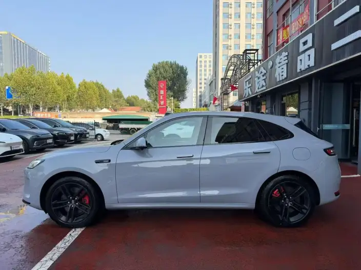 Aito M5 2025 Model Extended Range Ultra 4WD Edition