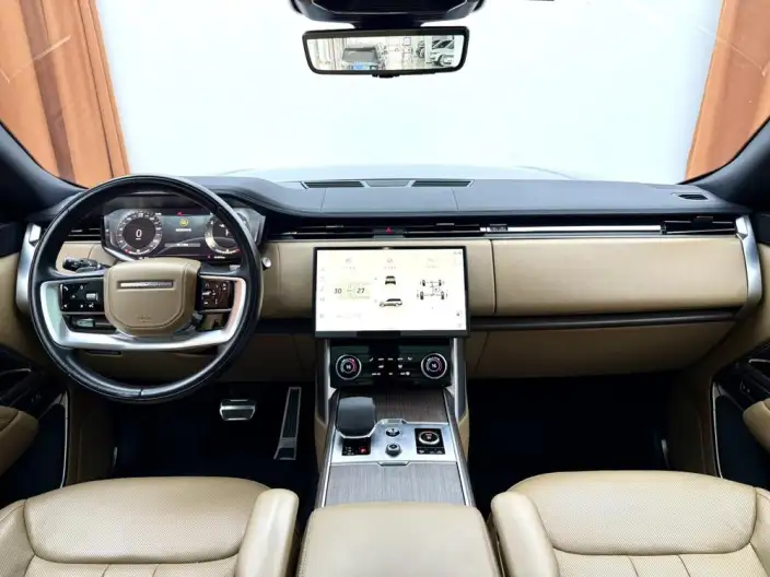 Range Rover 2023 Model 3.0 L6 360PS Shengshi Edition – фото 7