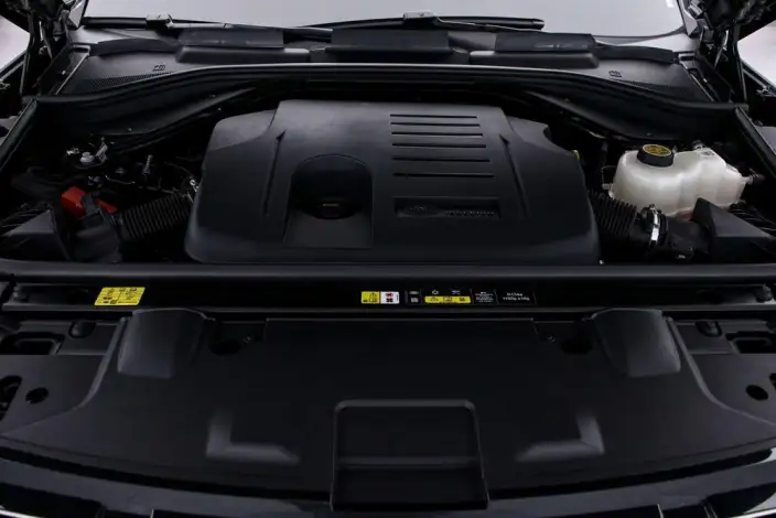 Range Rover 2025 Model 3.0 L6 400PS Shengshi Extended Edition – фото 5