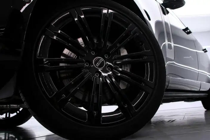 Range Rover 2025 Model 3.0 L6 400PS Shengshi Extended Edition – фото 9