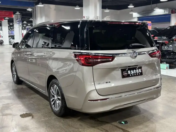 Buick GL8 2022 Model ES Luzun 653T Smart Flagship Model