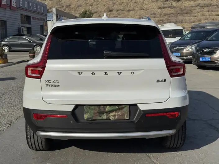 Volvo XC40 2023 Model B4 4WD Smart Range Deluxe Edition – фото 5