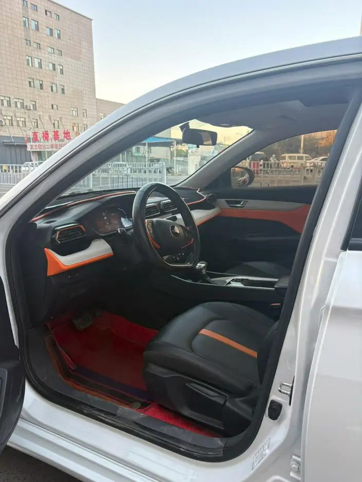 Yixuan 2023 Model Mach Version 1.5L Automatic Honor Edition – фото 8