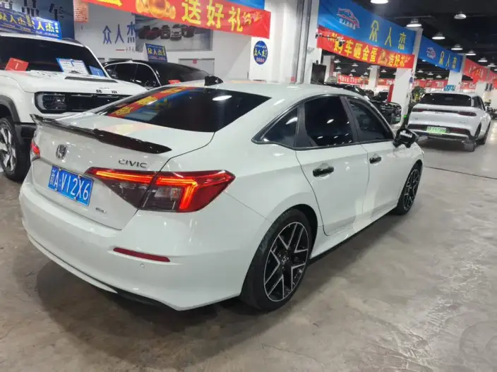 Honda Civic 2022 Model 2.0L e:HEV Speed Edition – фото 6