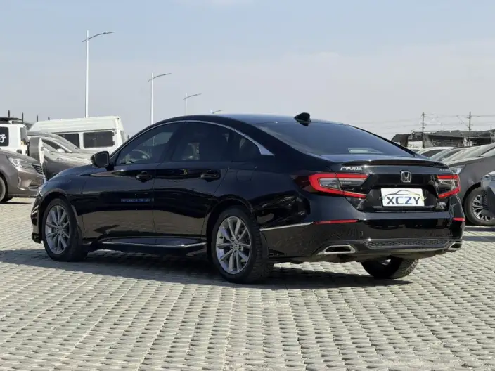 Honda Accord 2022 Model 260TURBO Deluxe Edition – фото 4