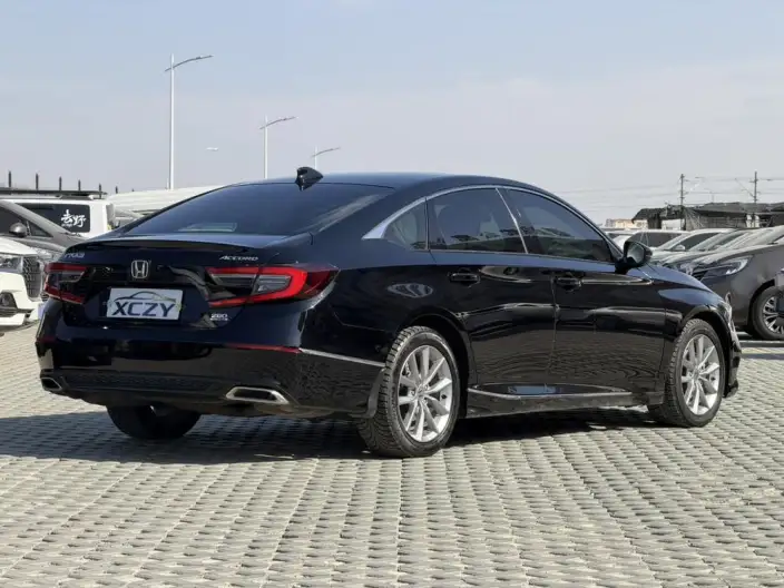 Honda Accord 2022 Model 260TURBO Deluxe Edition – фото 6