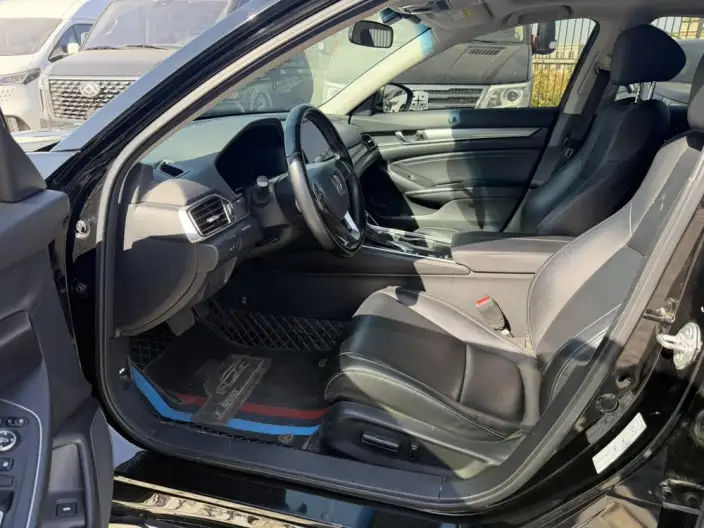 Honda Accord 2022 Model 260TURBO Deluxe Edition – фото 8
