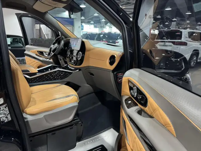 Viano 2023 Model 2.0T Business Edition 7 seat – фото 7