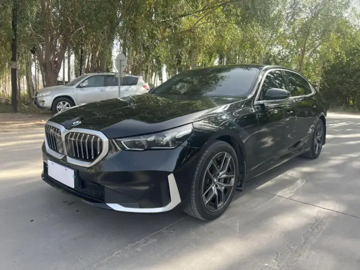 BMW 5 Series 2026 Model 530Li Leading Model Luxury Set – фото 1