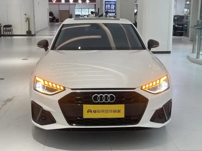 Audi A4 L 2022 Model 40 TFSI Luxury Dynamic Model – фото 2