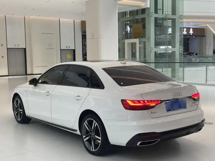 Audi A4 L 2022 Model 40 TFSI Luxury Dynamic Model – фото 4