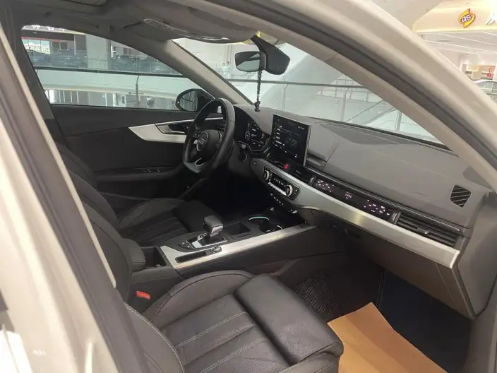 Audi A4 L 2022 Model 40 TFSI Luxury Dynamic Model – фото 8